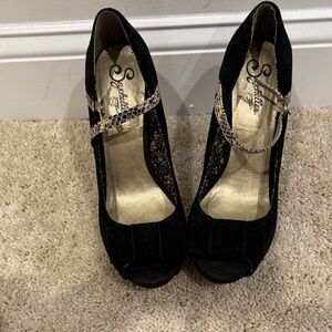 Seychelles Black Peep-Toe Heels with Gold Accents